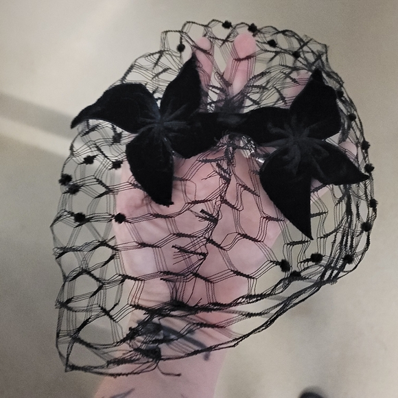 Antique Fascinator - Picture 5 of 8